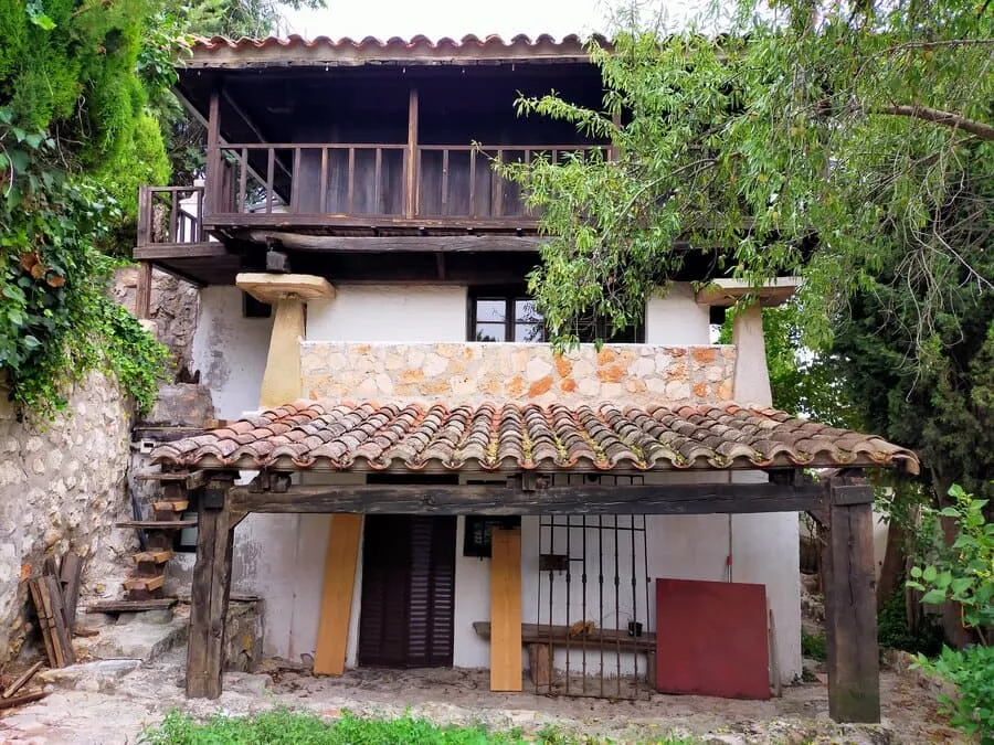 rehabilitacion-de-casas-de-pueblo-vivienda-horreo
